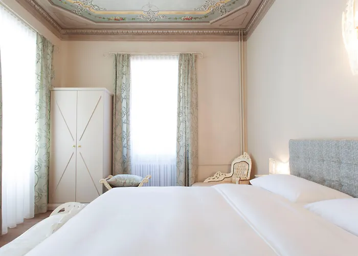 Boutique Sarnia לינה וארוחת בוקר 4*