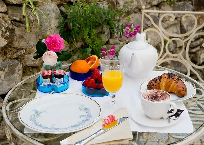 Bed & Breakfast Boutique Sarnia 4*