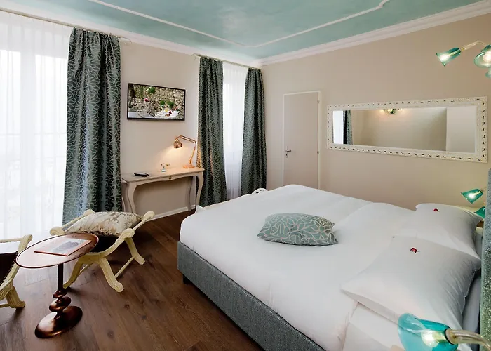 Bed & Breakfast Boutique Sarnia 4*