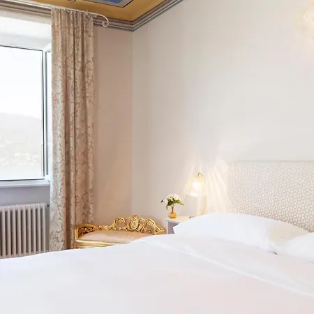 Bed and Breakfast Boutique Sarnia 4*