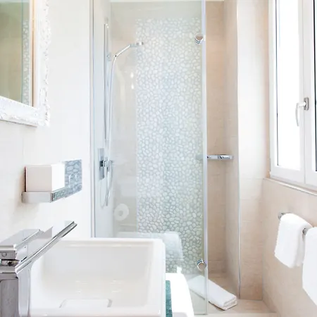 فندق مبيت وإفطار Boutique Sarnia 4*