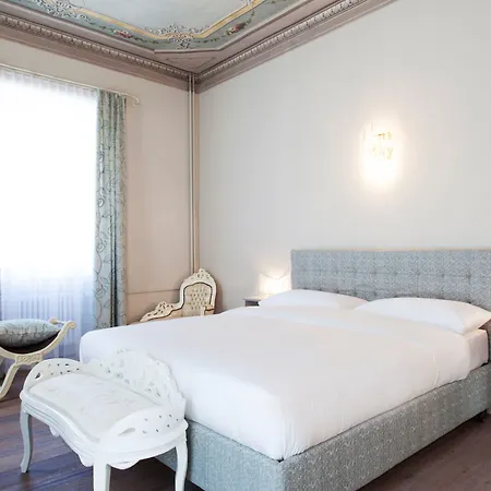 Boutique Sarnia 4*