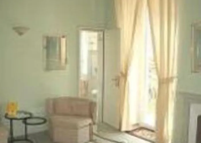 Boutique Sarnia فندق مبيت وإفطار 4*